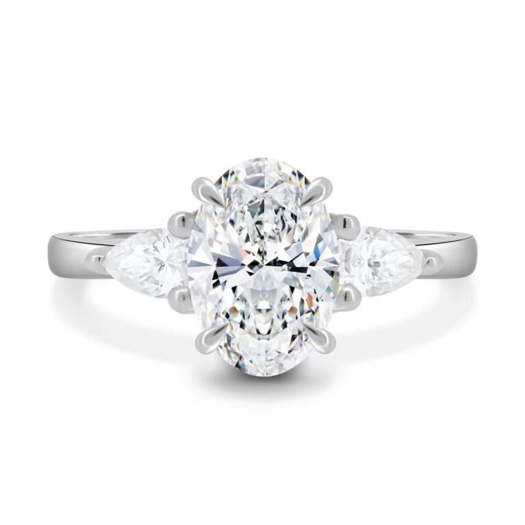 Amara - Trellis Set Oval Trilogy